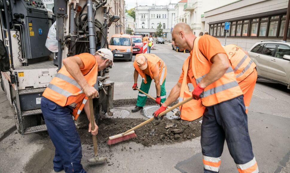 Darbai Totorių gatvėje