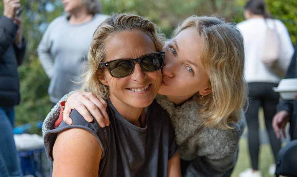 Naomi Watts ir Sam Bloom