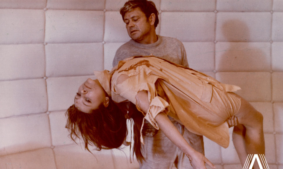Donatas Banionis ir Natalija Bondarčiuk filme „Soliaris“. 1971 m.