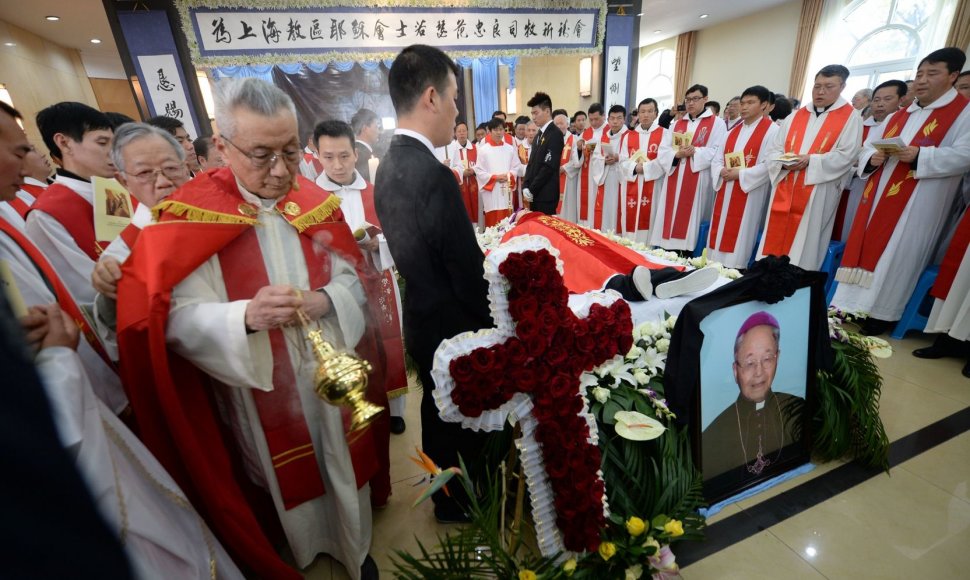 Atsisveikinimas su vyskupu Josephu Fan Zhongliangu