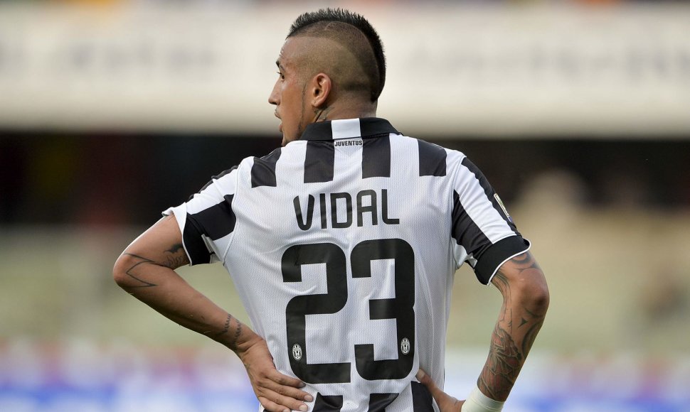 Arturo Vidalį vasarą medžiojo „Manchester United“ klubas, bet futbolininkas lieka „Juventus“ gretose