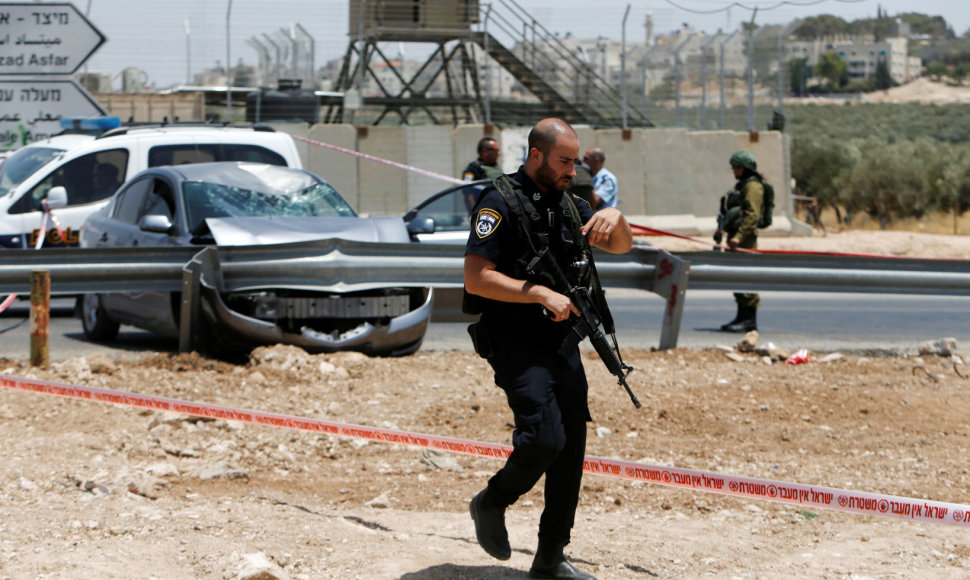 Vakarų Krante nušautas palestinietis, bandęs įvykdyti išpuolį