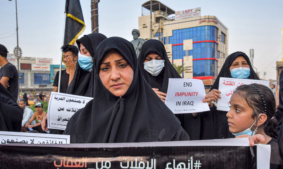 Protestuotojos Irake reikalauja atsakomybės iš aktyvistų nužudymus
