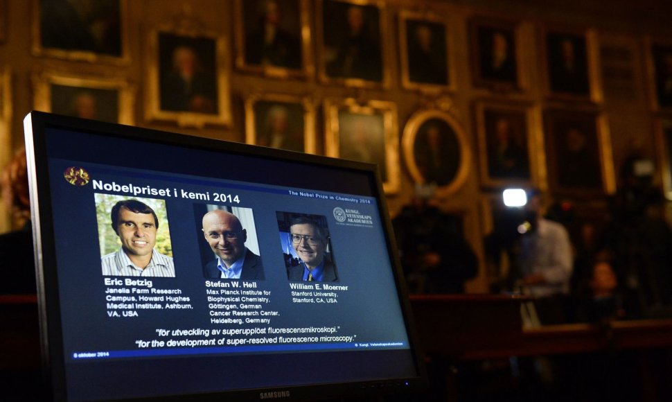2014 m. Nobelio premijos laureatai Ericas Betzigas, Stefanas W.Hellas ir Williamas E. Moerneras
