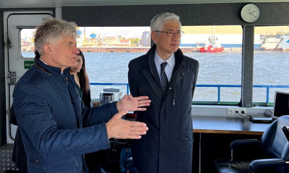 Klaipėdos uoste lankėsi Japonijos ambasadorius Lietuvoje