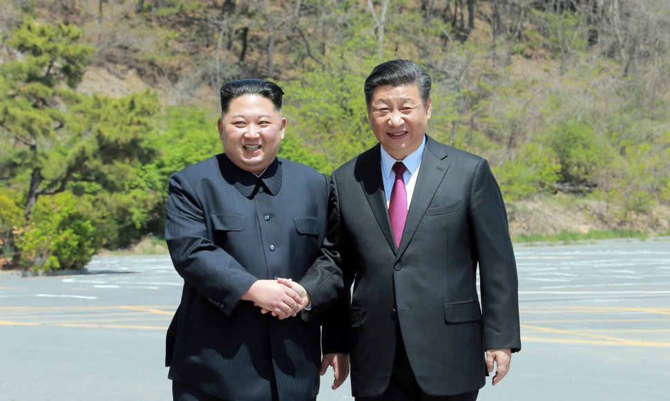 Kim Jong Unas ir Xi Jinpingas