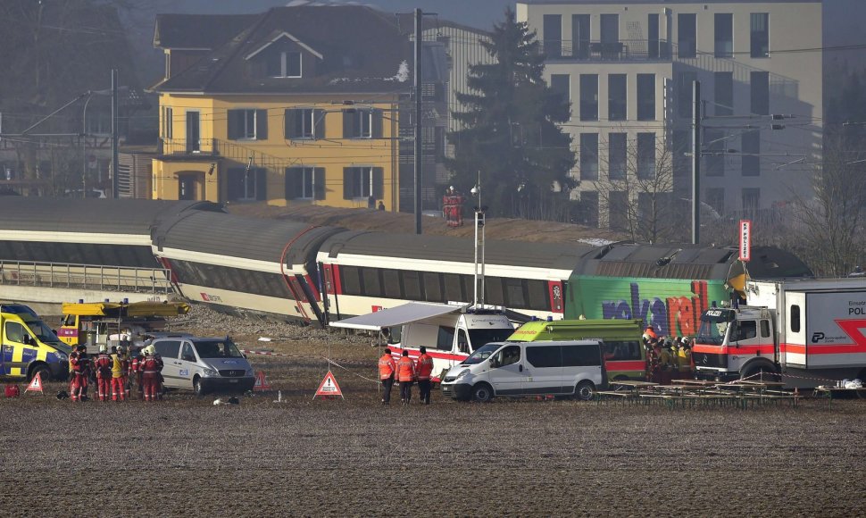 Traukinių avarija Šveicarijoje