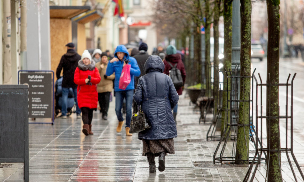 Į Vilnių grįžta lietingi orai