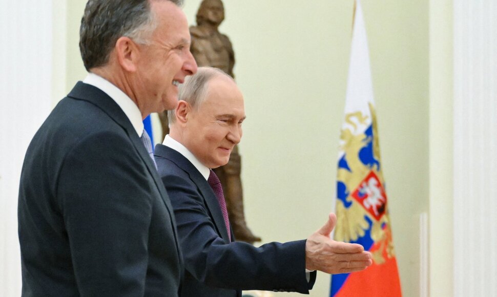 Steve'as Witkoffas ir Vladimiras Putinas