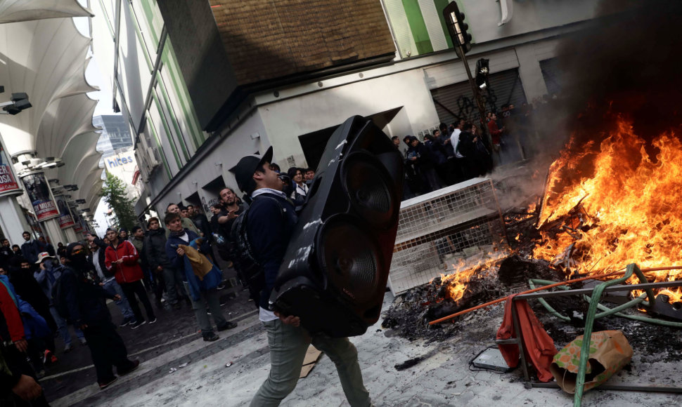 Nauji protestai ir riaušės Čilėje