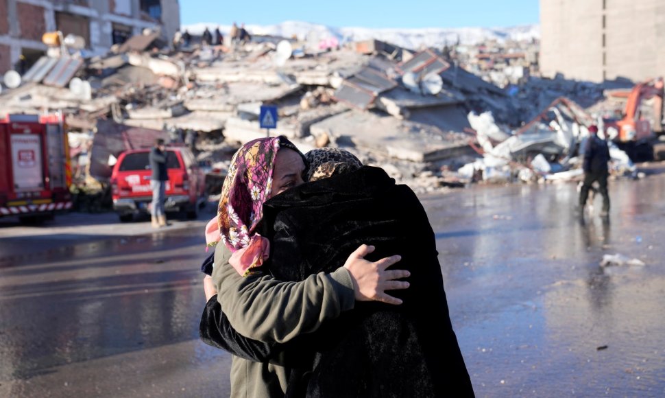 Po žemės drebėjimo Turkijoje