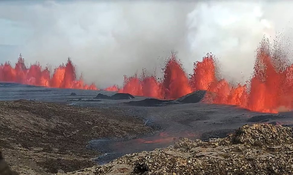 Ugnikalnio išsiveržimas Islandijoje