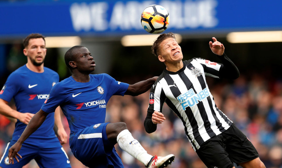 Dwightas Gayle'as ir N'Golo Kante