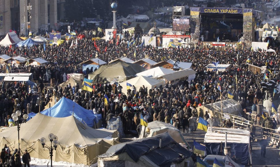 Sekmadienio mitingas Kijeve: susirinko daugiau nei 50 tūkst. opozicijos šalininkų