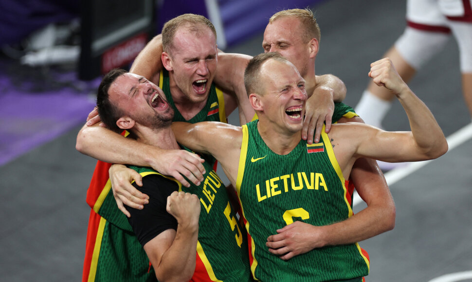 Pergalės akimirkos: Lietuvos 3x3 krep&scaron;ininkai i&scaron;kovojo olimpinę bronzą
