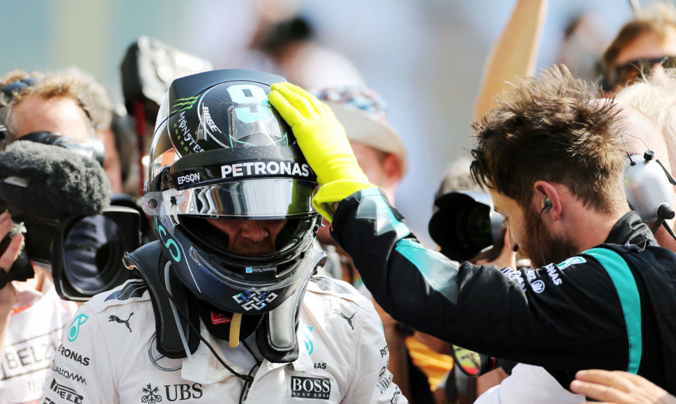 Nico Rosbergas šventė šeštąją sezono pergalę
