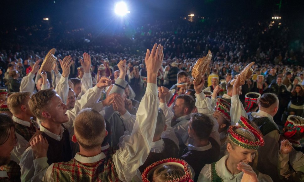 Džiaugsmo emocijos šventės pabaigoje 