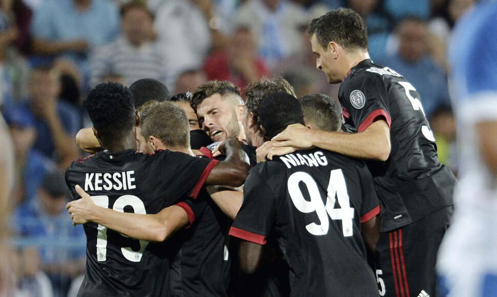 „Milan“ futbolininkai pasiekė pergalę Rumunijoje.