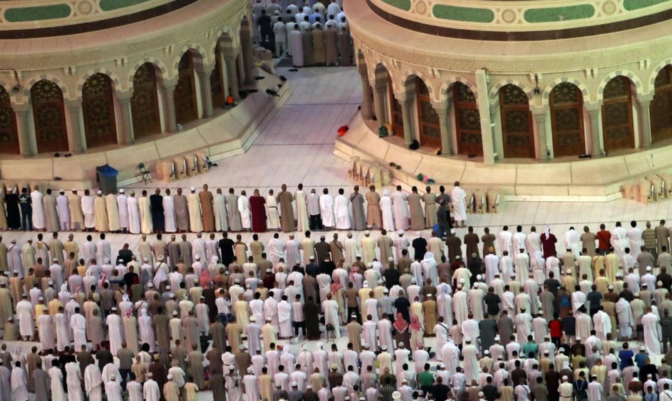 Į hadžą Saudo Arabijoje susirinko daugiau kaip 2 mln. musulmonų