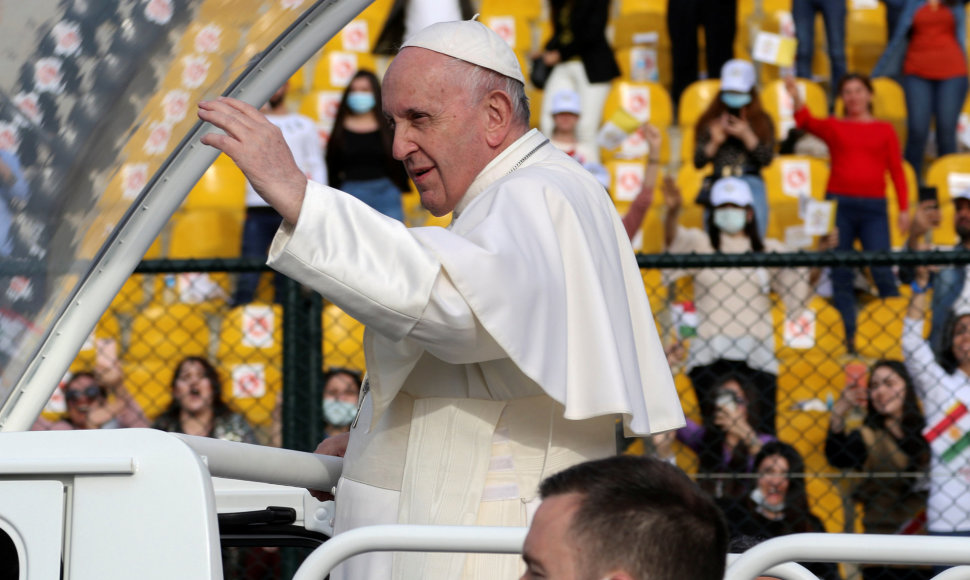 Popiežius Pranciškus vadovavo didžiausioms savo istorinio vizito Irake mišioms
