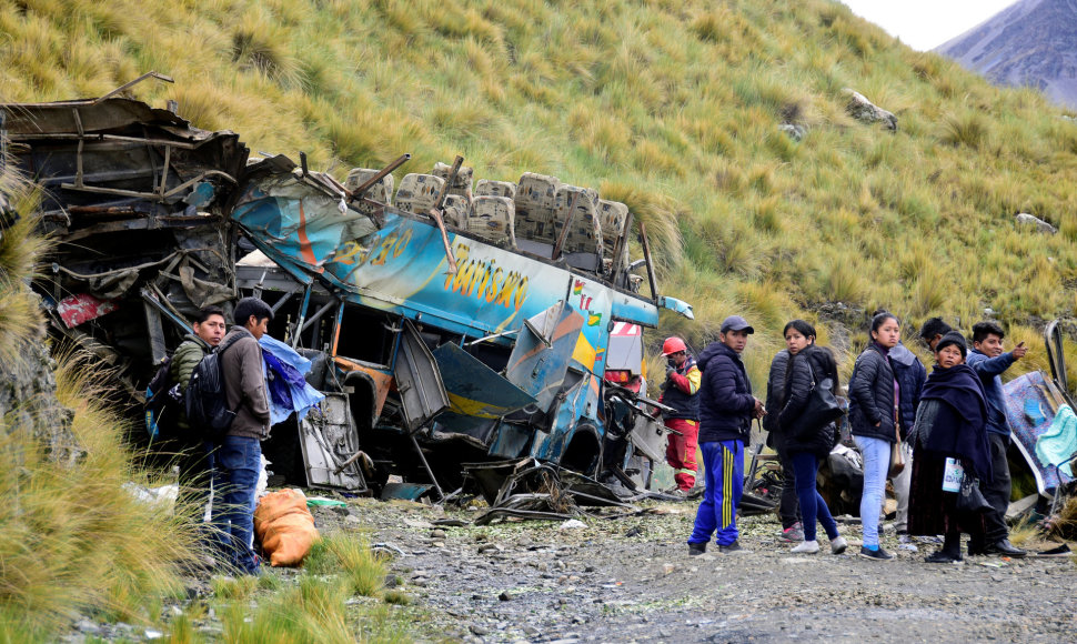 Autobuso avarija Bolivijoje