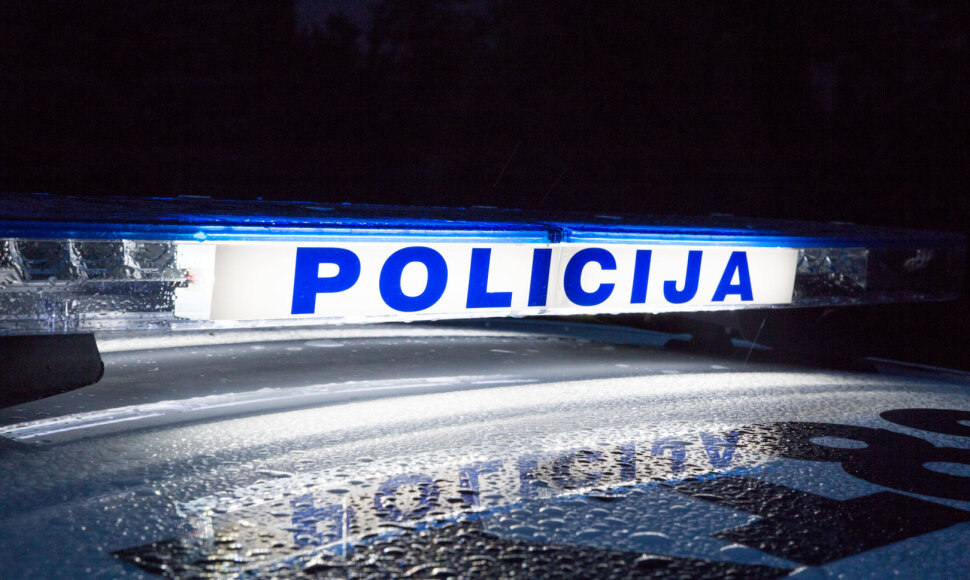 Policijos reidas Kaune: neblaivūs vairuotojai ir are&scaron;tuota ma&scaron;ina