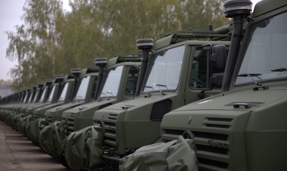 Sunkvežimiai „Unimog“ U5000