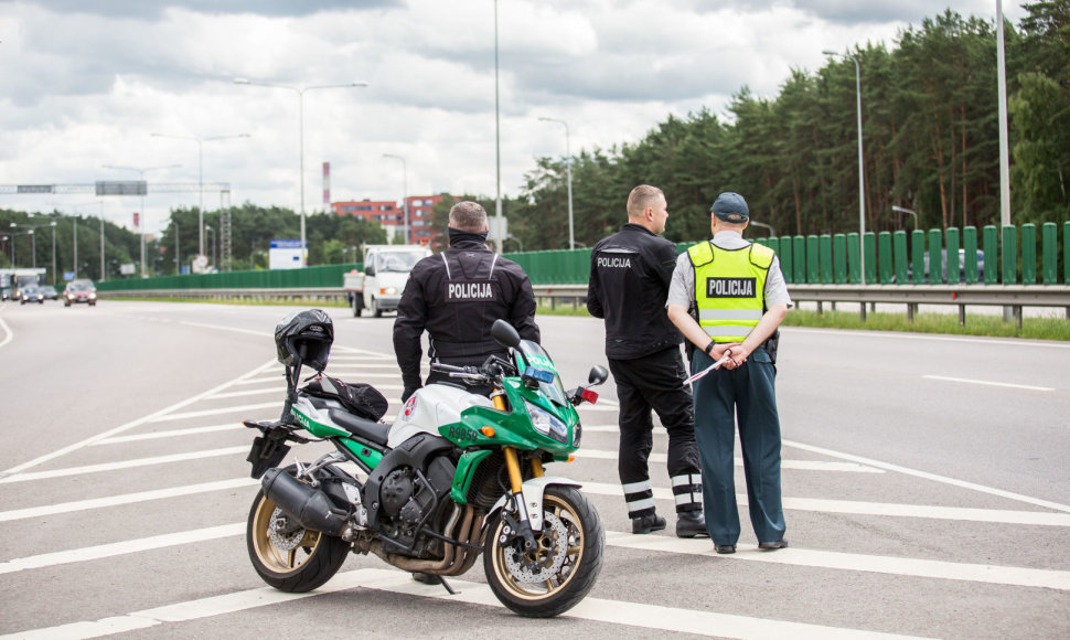 Kelių policijos reidas, nukreiptas prieš greičio mėgėjus