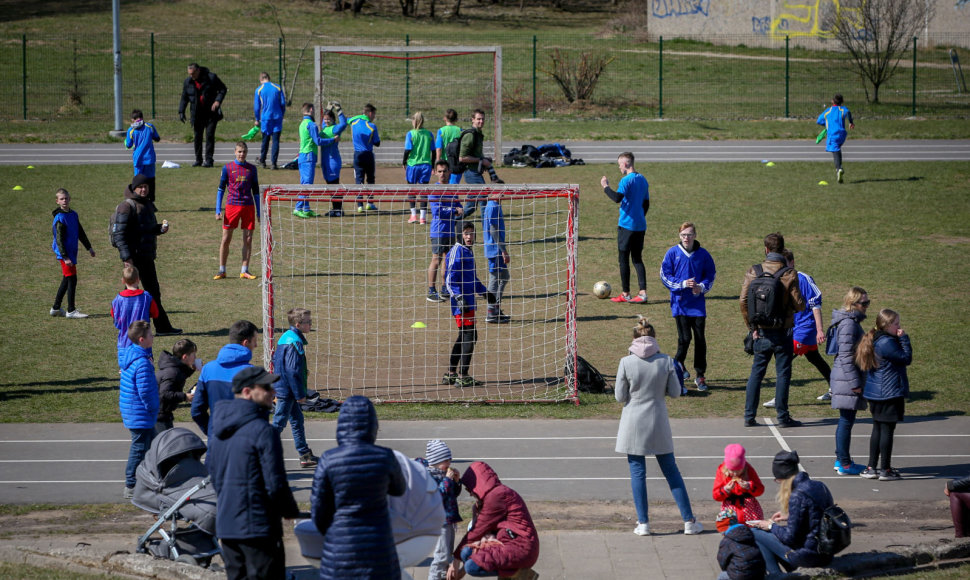 Gatvės vaikų dienos futbolo turnyras