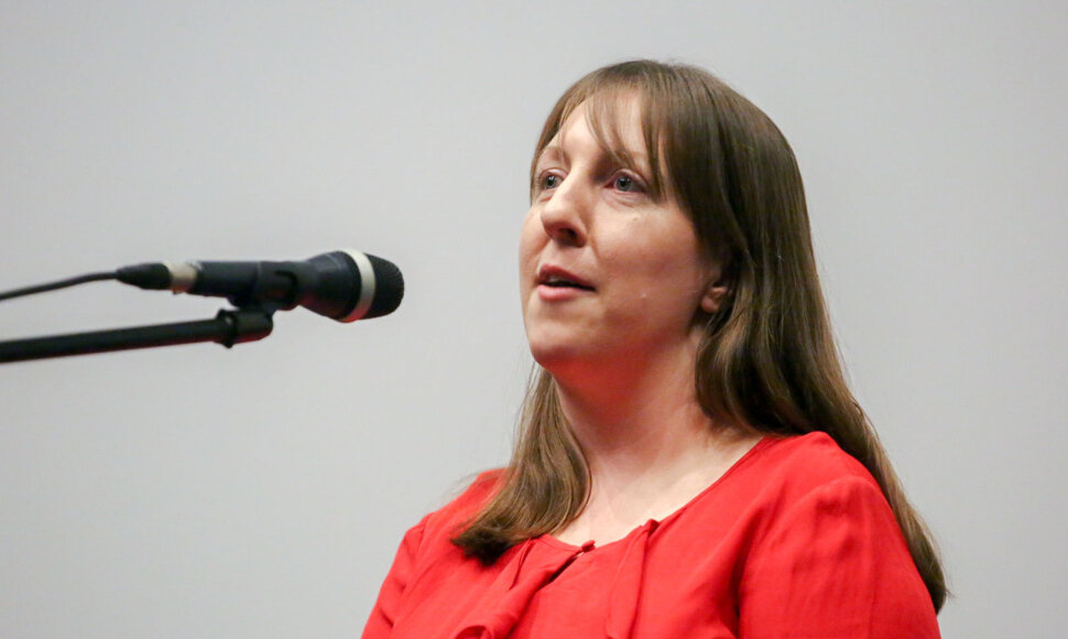 Claire Lawrence