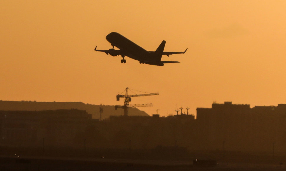 Izraelyje tupiantys lėktuvai susidūrė su GPS signalų trikdžiais