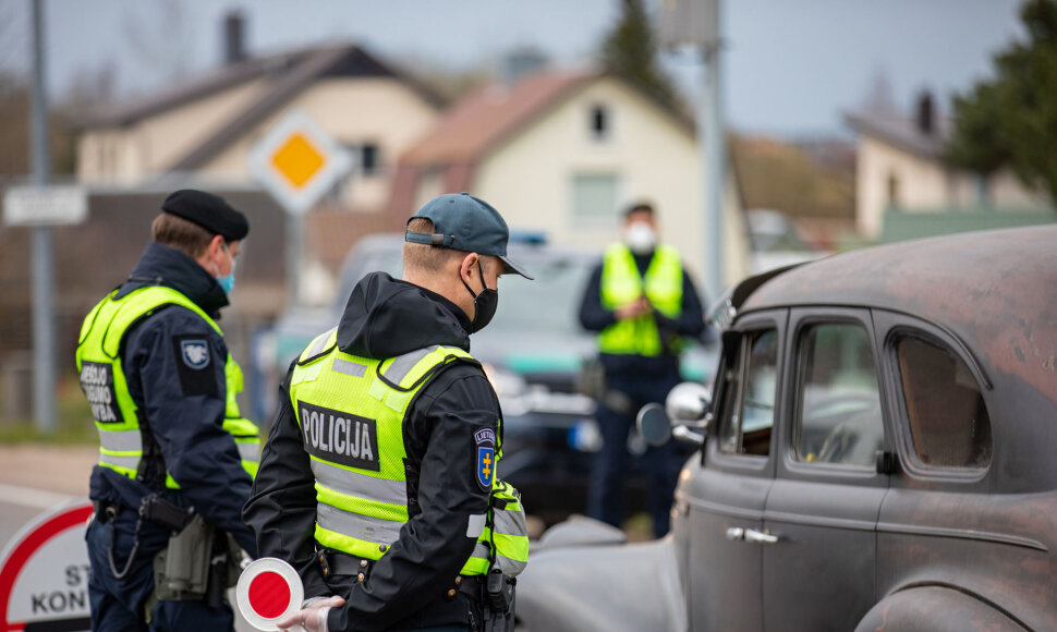 Pareigūnai Klaipėdos apskrityje budėjo prie 34 patikros postų.