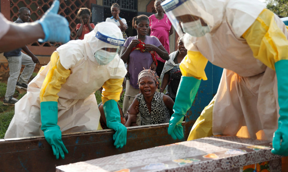 Kongo DR laidojamos Ebolos aukos