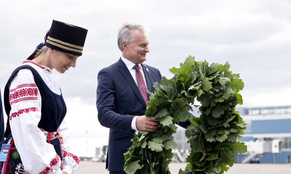 Grįžęs iš Briuselio G.Nausėda komentuoja apie EVT priimtus sprendimus