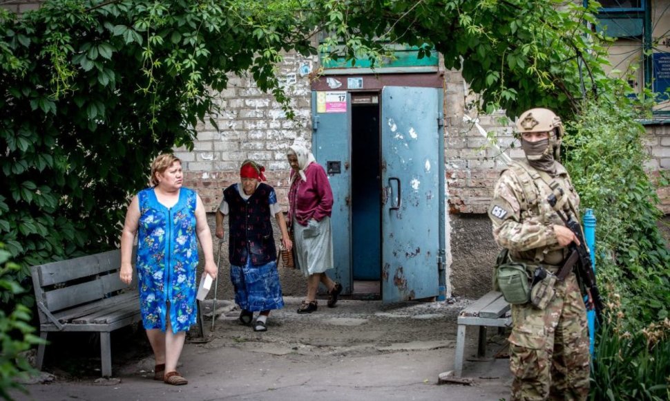 Ukrainos fronte esančio miestelio kasdienybė