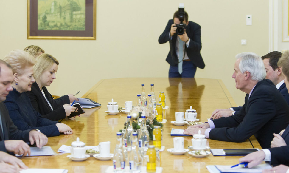 Dalia Grybauskaitė susitiko su Europos Sąjungos „Brexit“ derybininku Micheliu Barnier.