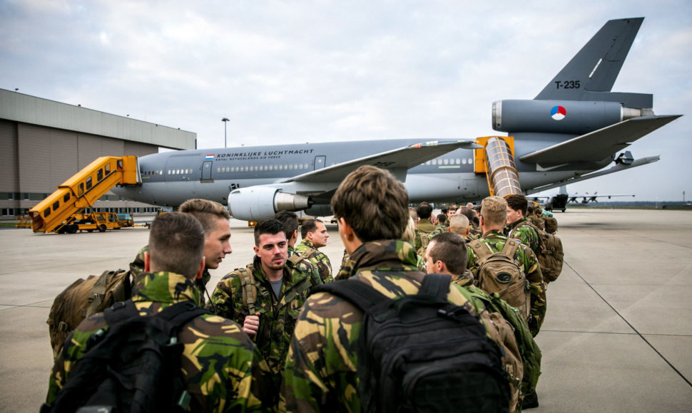 Nyderlandų kariai išvyksta į pratybas „Trident Juncture“