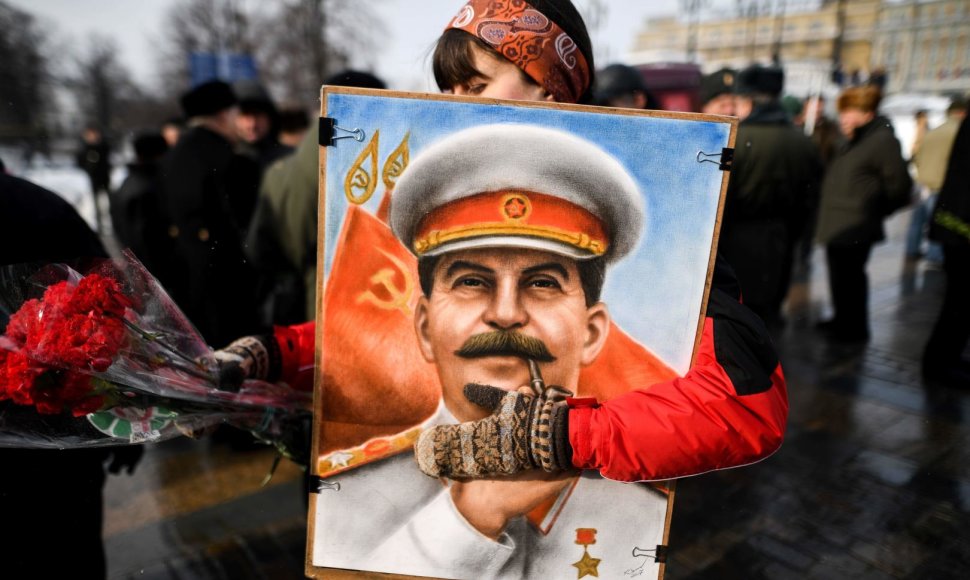 Josifo Stalino gerbėjai mini 65-ąsias jo mirties metines