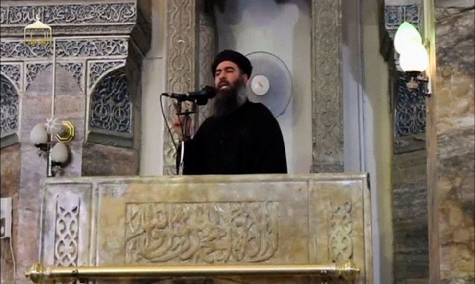 Abu Bakras al-Baghdadi 2014 metais Mosulo Nuri mečetėje