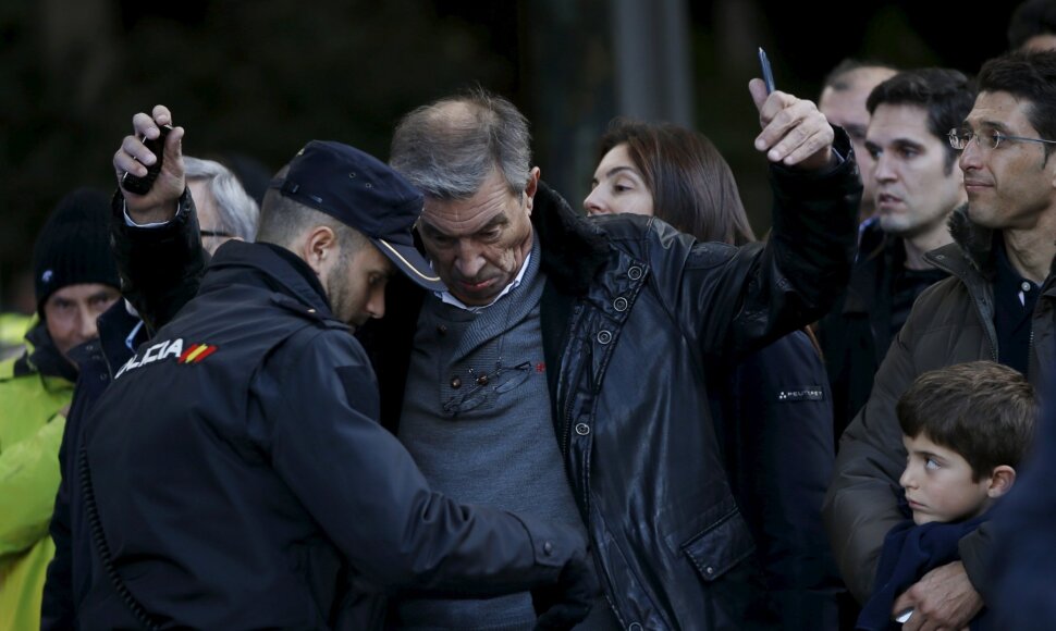 Ispanijos policija tikrina įtartinus asmenis