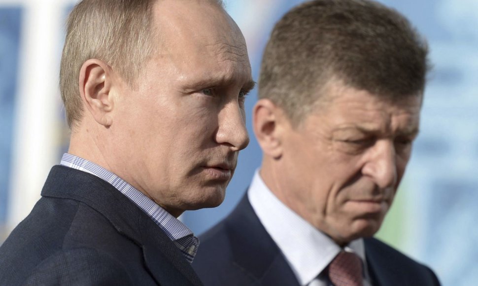 Rusijos prezidentas Vladimiras Putinas ir vicepremjeras Dmitrijus Kozakas