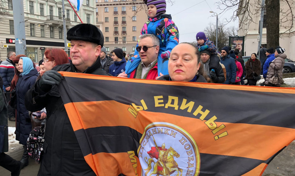 Latvijos rusai  protestuoja prieš kalbos reformą tautinių mažumų mokyklose