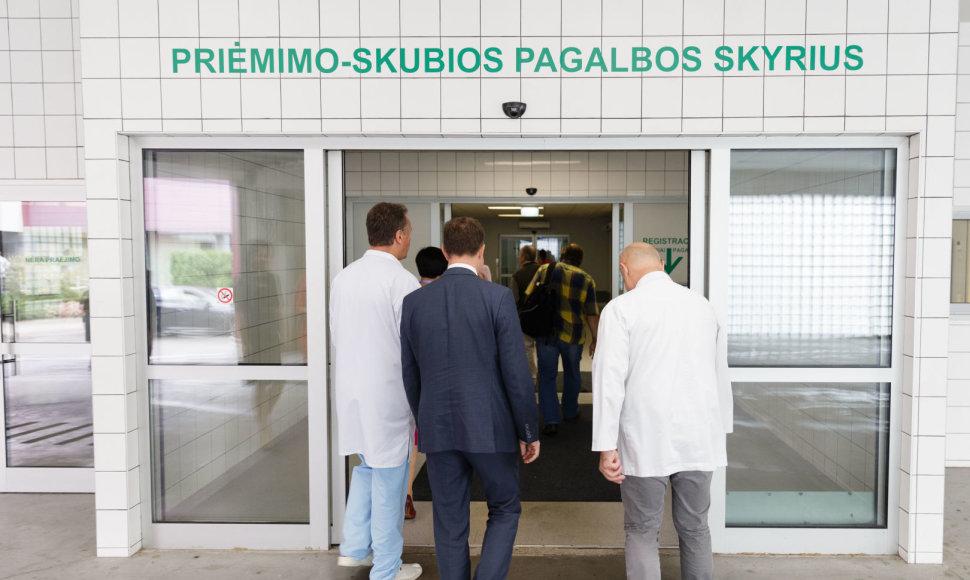 Sveikatos apsaugos ministras Aurelijus Veryga lankėsi Vilniaus universiteto ligoninės Santaros klinikose
