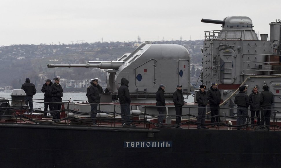 Jūreiviai Ukrainos kariniame laive „Ternopil“