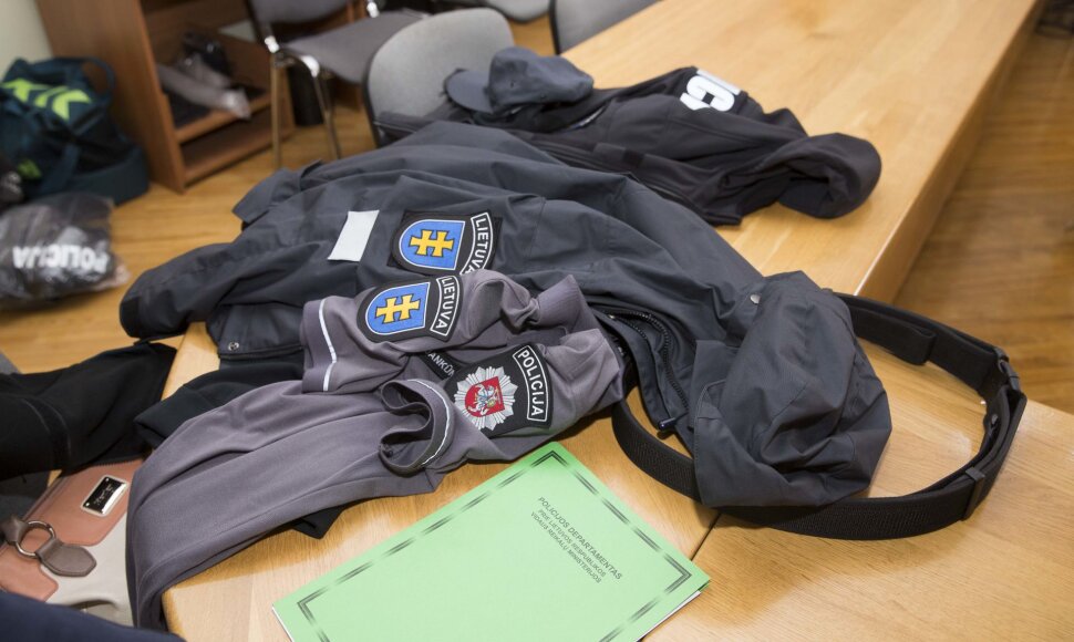 Eimutis Misiūnas dalyvavo policijos uniformų pristatyme