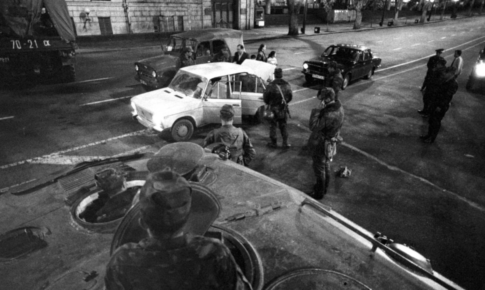 Sovietiniai tankai Tbilisyje 1989 m.