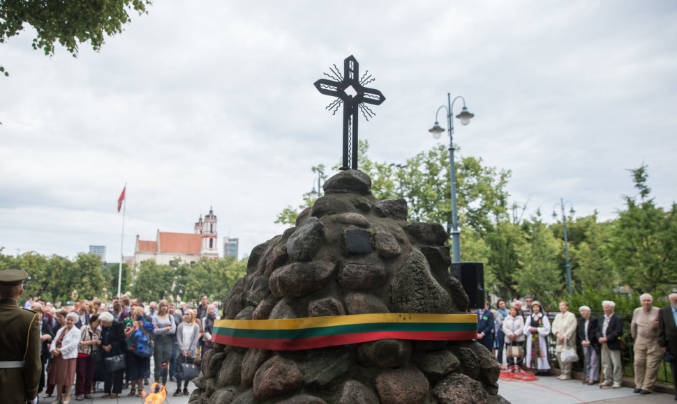 Okupacijos, genocido ir sovietmečio represijų aukų pagerbimo ceremonija