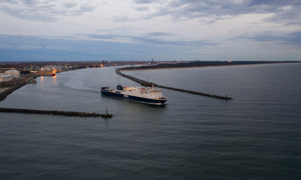 Naujasis keltas „Sirena Seaways“ DFDS klientus plukdys į Švediją.