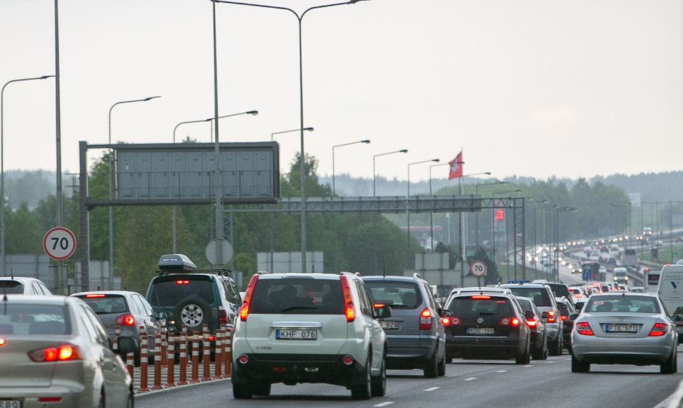 Ukmergės plente prie Vilniaus vietoj posūkio į Tarandę planuoja tunelį