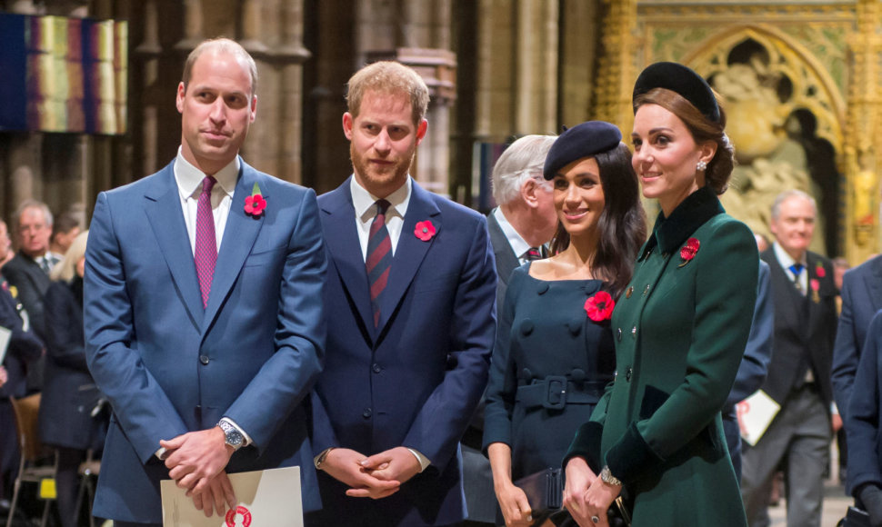 Princas Williamas, princas Harry, Sasekso hercogienė Meghan ir Kembridžo hercogienė Catherine